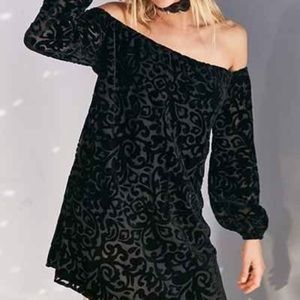 Urban Outfitters ecoté Burnout Velvet Black Off The Shoulder Dress